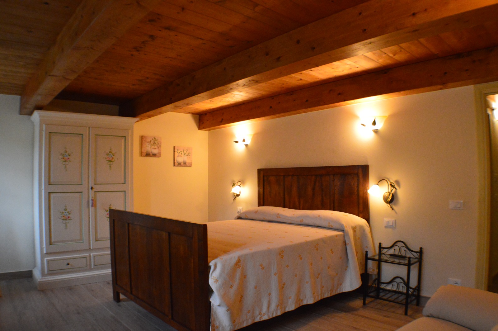 Renovated Stone House with Rustico & Pool near Montebello di Camaiore