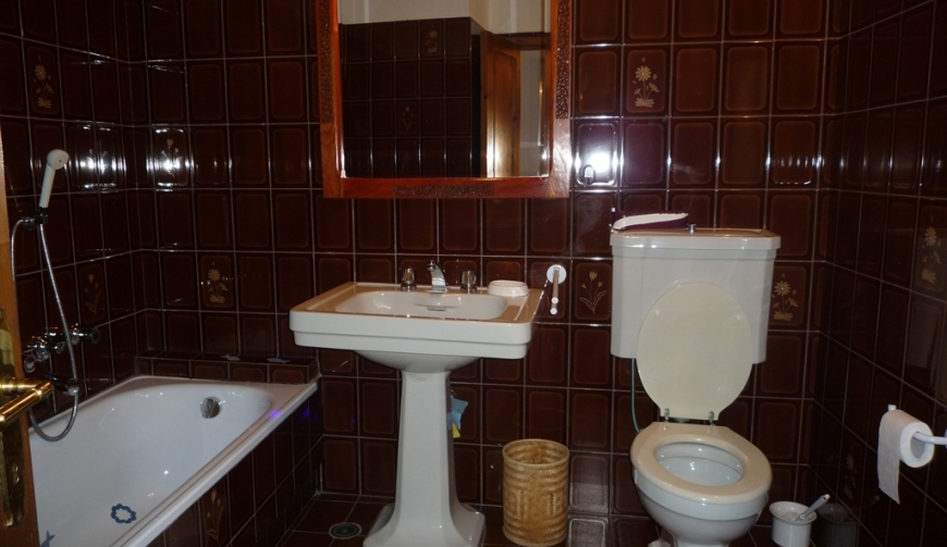 Casa in Pietra con Dependance e Uliveto sulle Colline di Montebello
