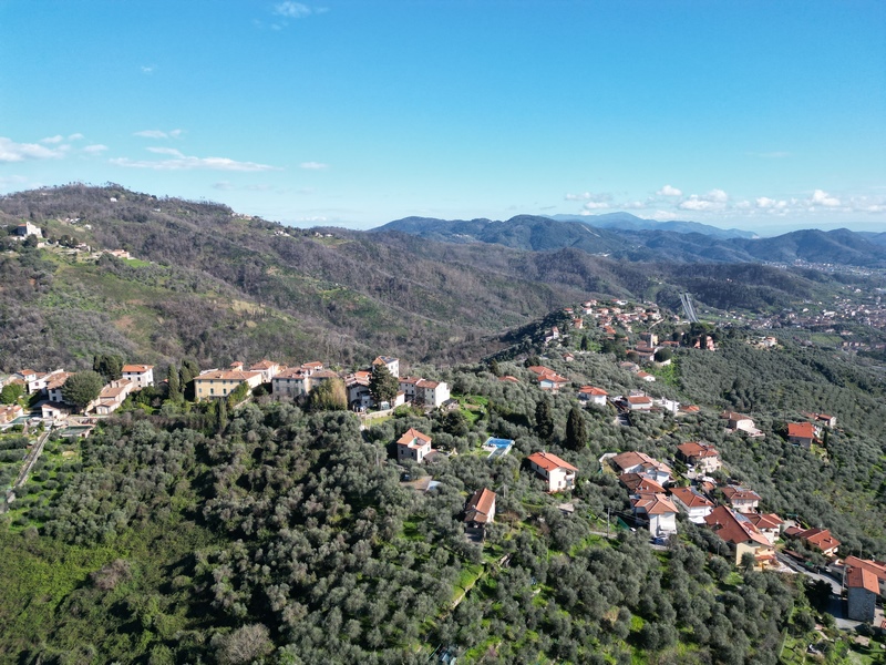 Charming Stone House with Cottage & Sea Views near Massarosa