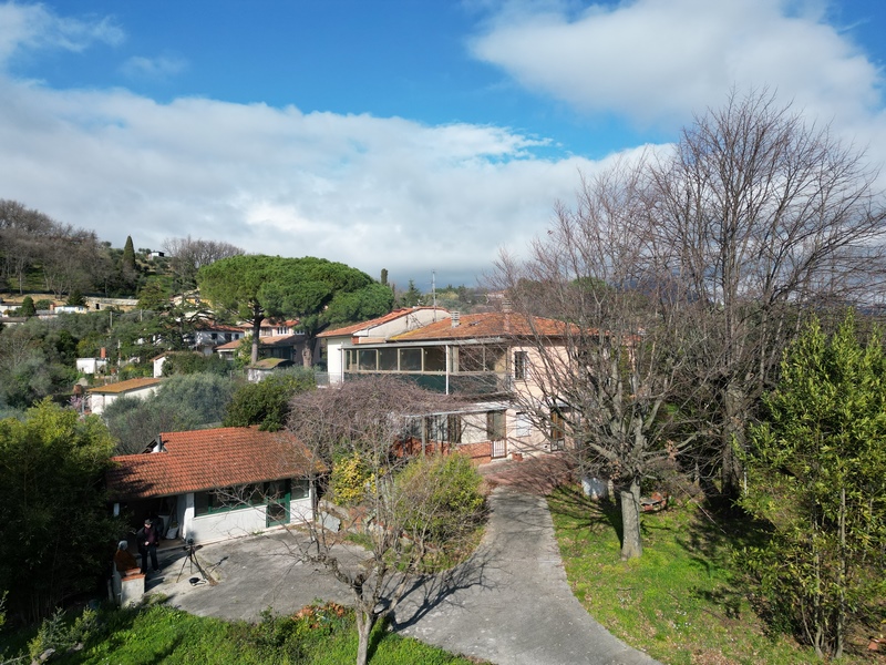 Sea-View Semi-Detached House with Land in Bargecchia