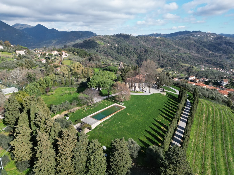 Sea-View Semi-Detached House with Land in Bargecchia