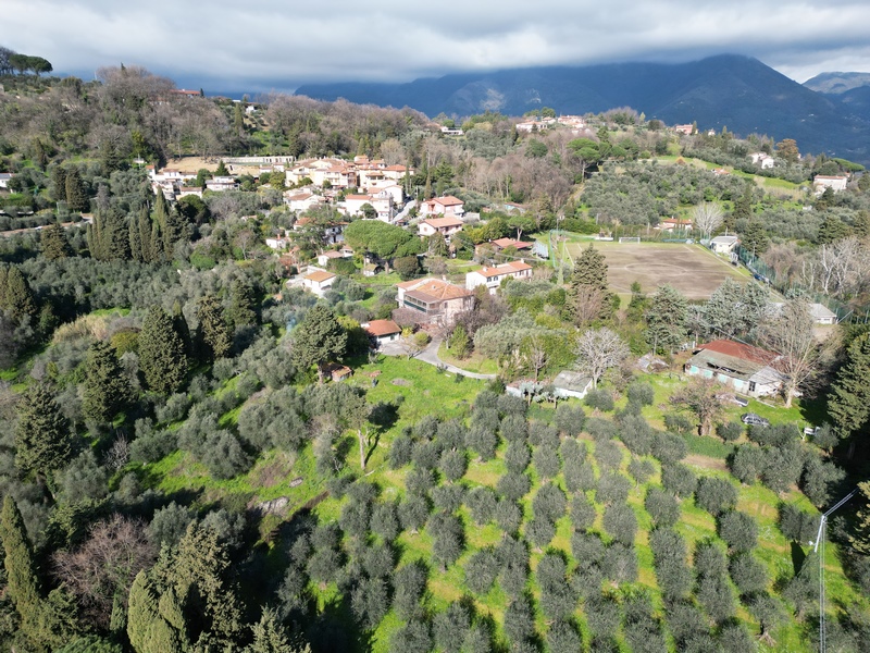 Sea-View Semi-Detached House with Land in Bargecchia