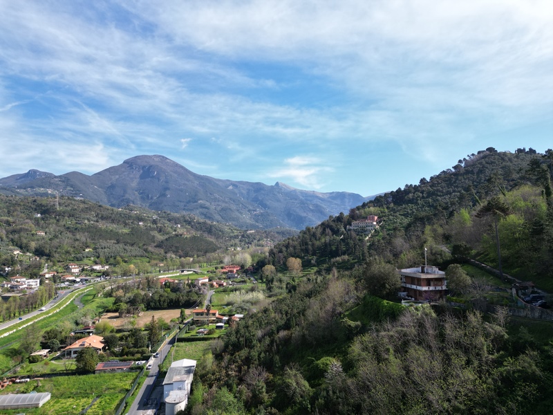 Grande casa con vista mare