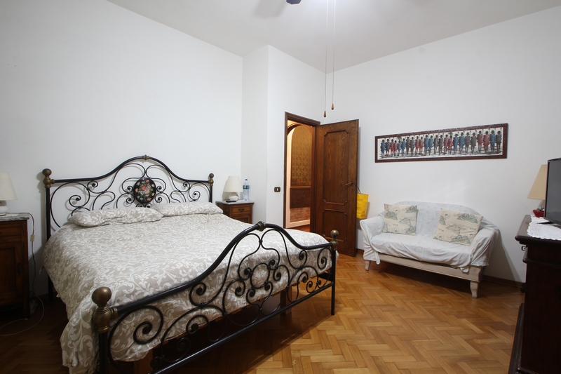 Hillside House with Sea Views & Garden near Camaiore