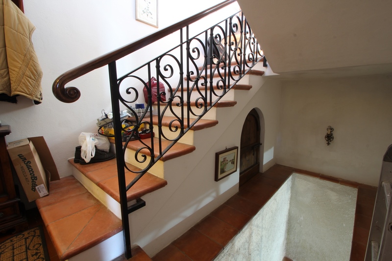 Hillside House with Sea Views & Garden near Camaiore