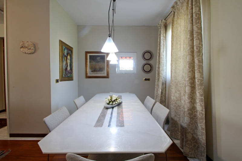 Detached Villa with Pool Near Sarzana – Ideal for Living & Rental