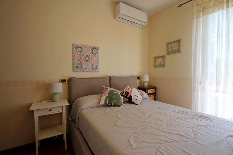 Detached Villa with Pool Near Sarzana – Ideal for Living & Rental
