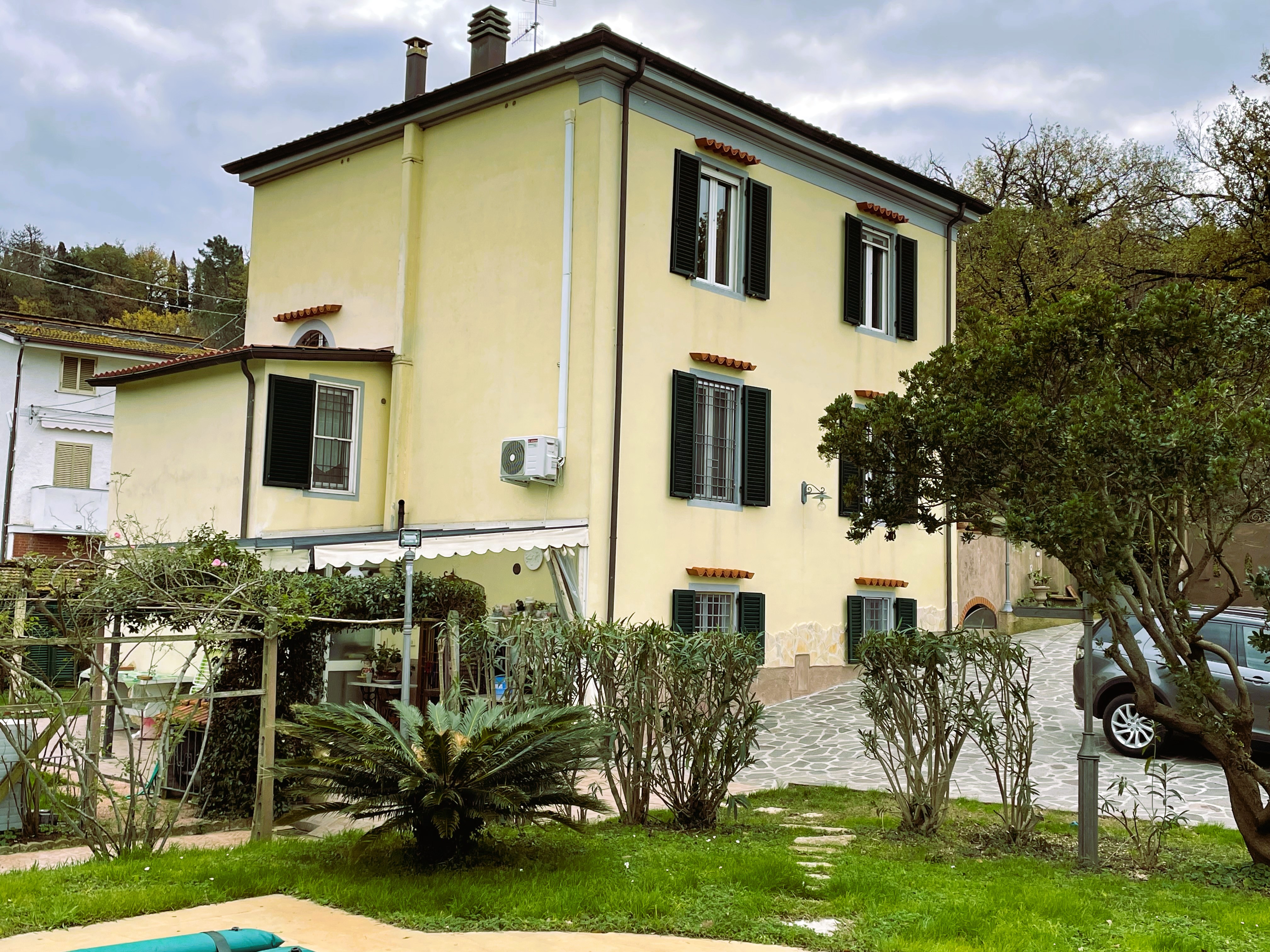Renovated Historic Villa with Pool Near Lake Massaciuccoli – Tuscany