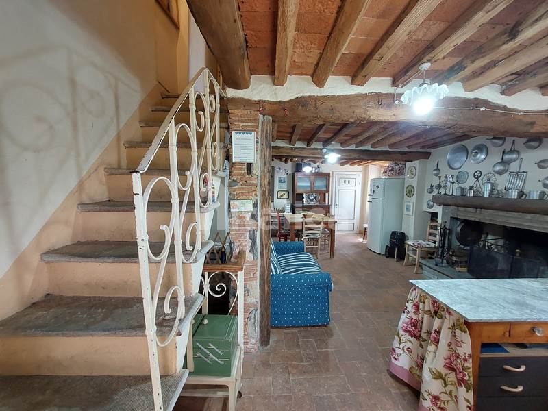 Casa in Pietra Ristrutturata con Vista Mare Mozzafiato – In Vendita vicino a Pieve a Elici