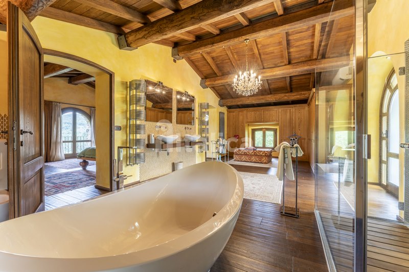 Luxurious 13th-Century Villa with Pool in Bagnone, Tuscany