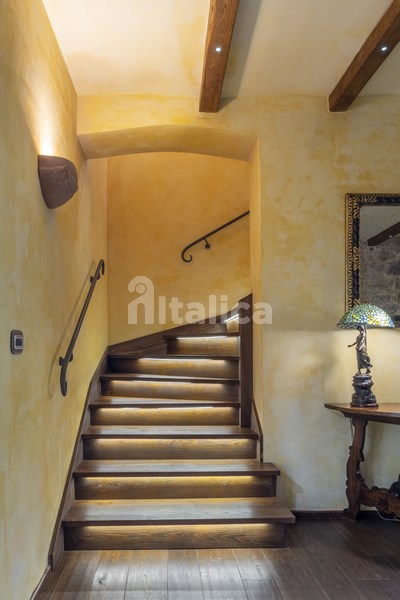 Luxurious 13th-Century Villa with Pool in Bagnone, Tuscany