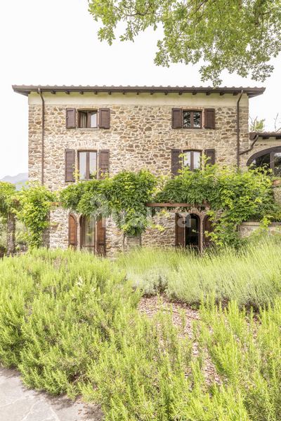 Luxurious 13th-Century Villa with Pool in Bagnone, Tuscany