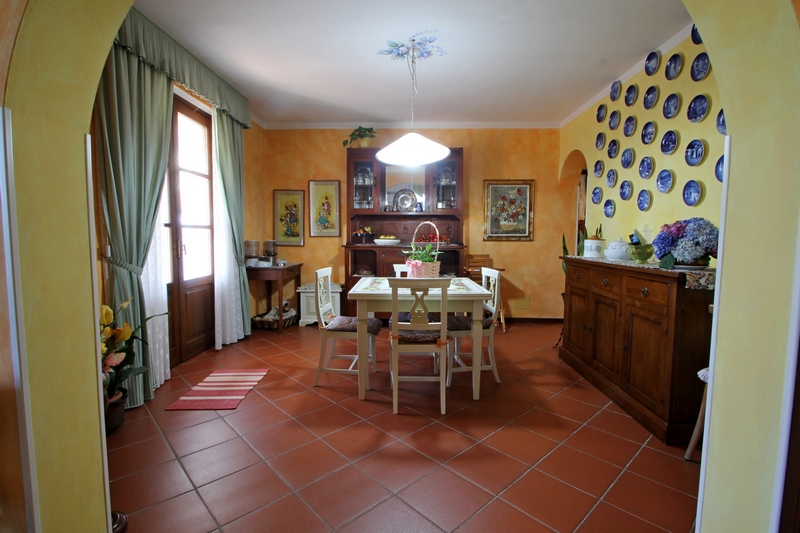 Large Sea View Villa in Bargecchia – Tuscany Real Estate