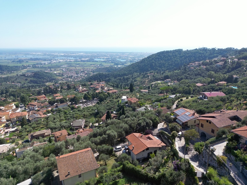 Large Sea View Villa in Bargecchia – Tuscany Real Estate