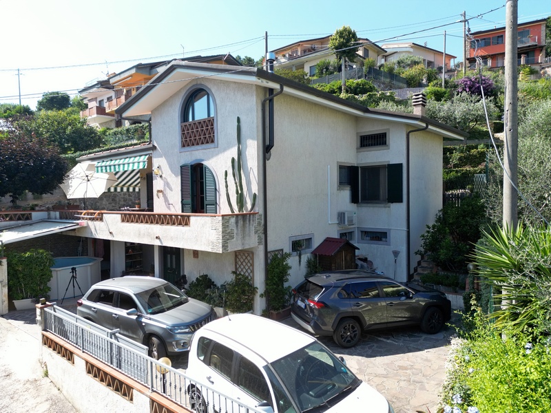 Large Sea View Villa in Bargecchia – Tuscany Real Estate
