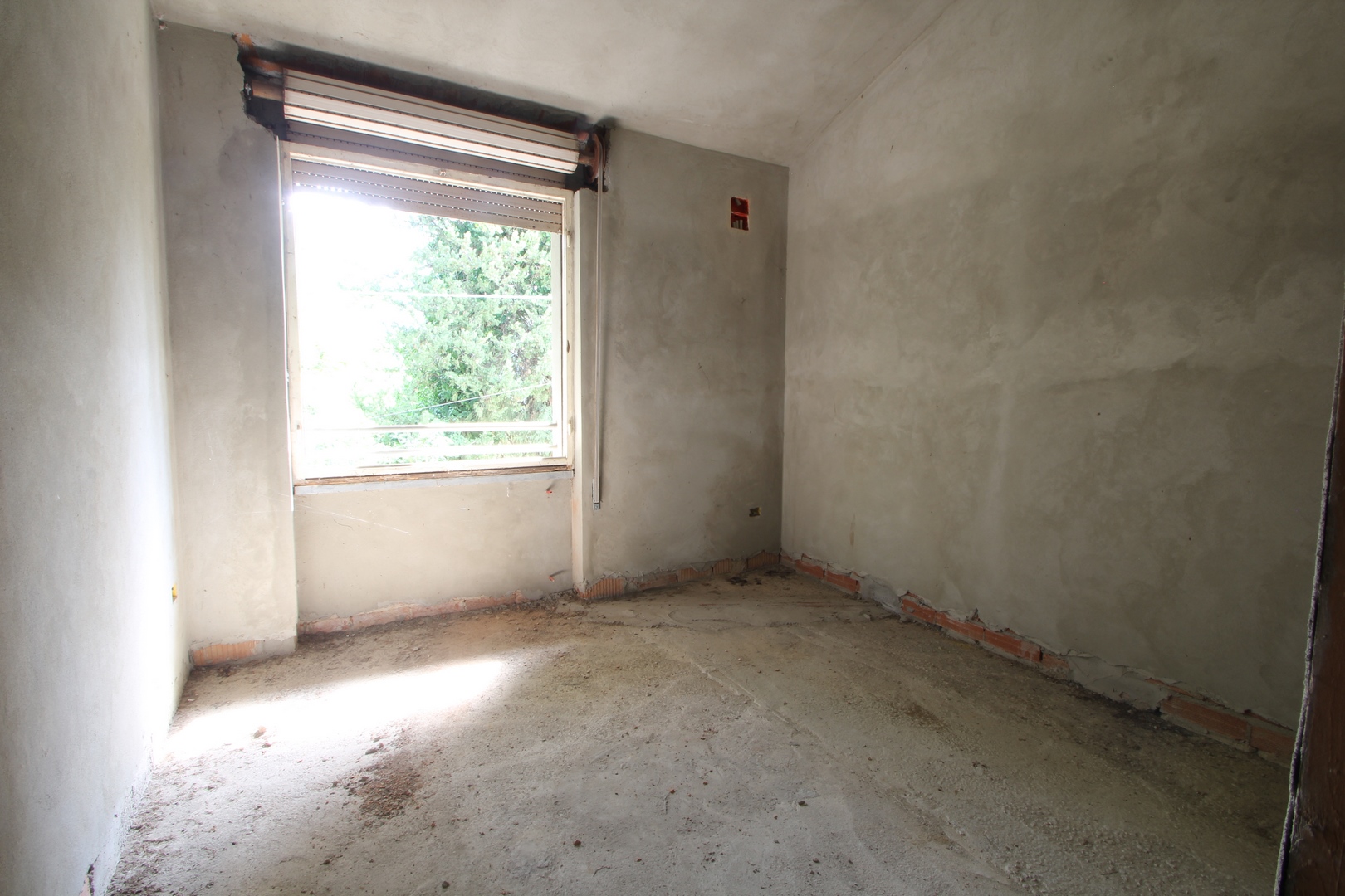 Historic House with Sea View Near Camaiore – Renovation Project
