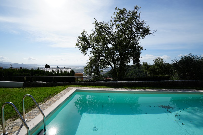 Sea-View Villa with Private Pool in Corsanico-Bargecchia, Tuscany