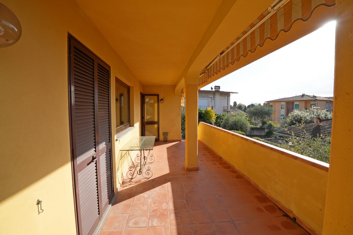 Spacious Home with Garden & Sea Views in Bargecchia, Tuscany