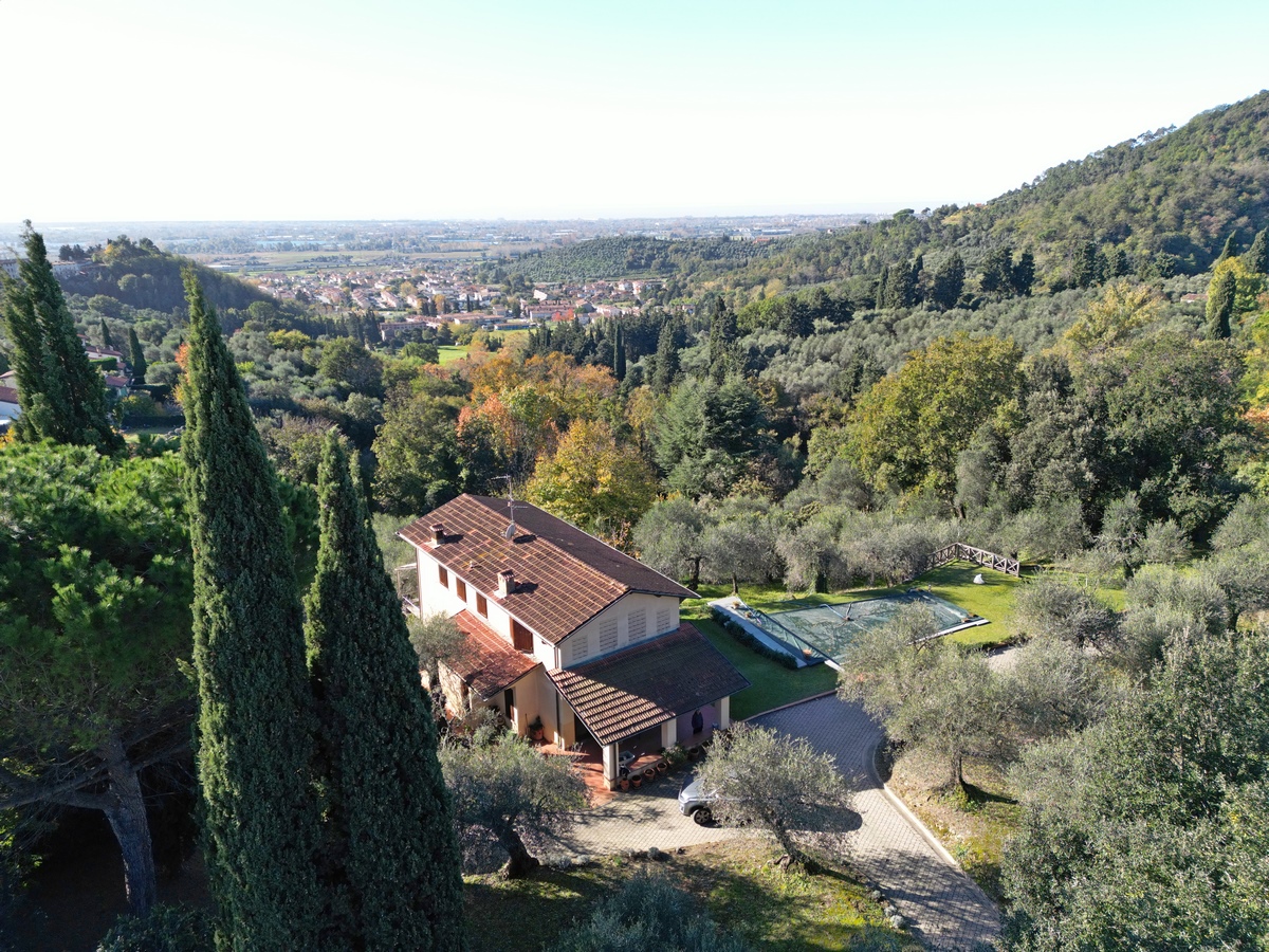 Exclusive Tuscan Villa with Panoramic Sea Views & Olive Grove in Versilia