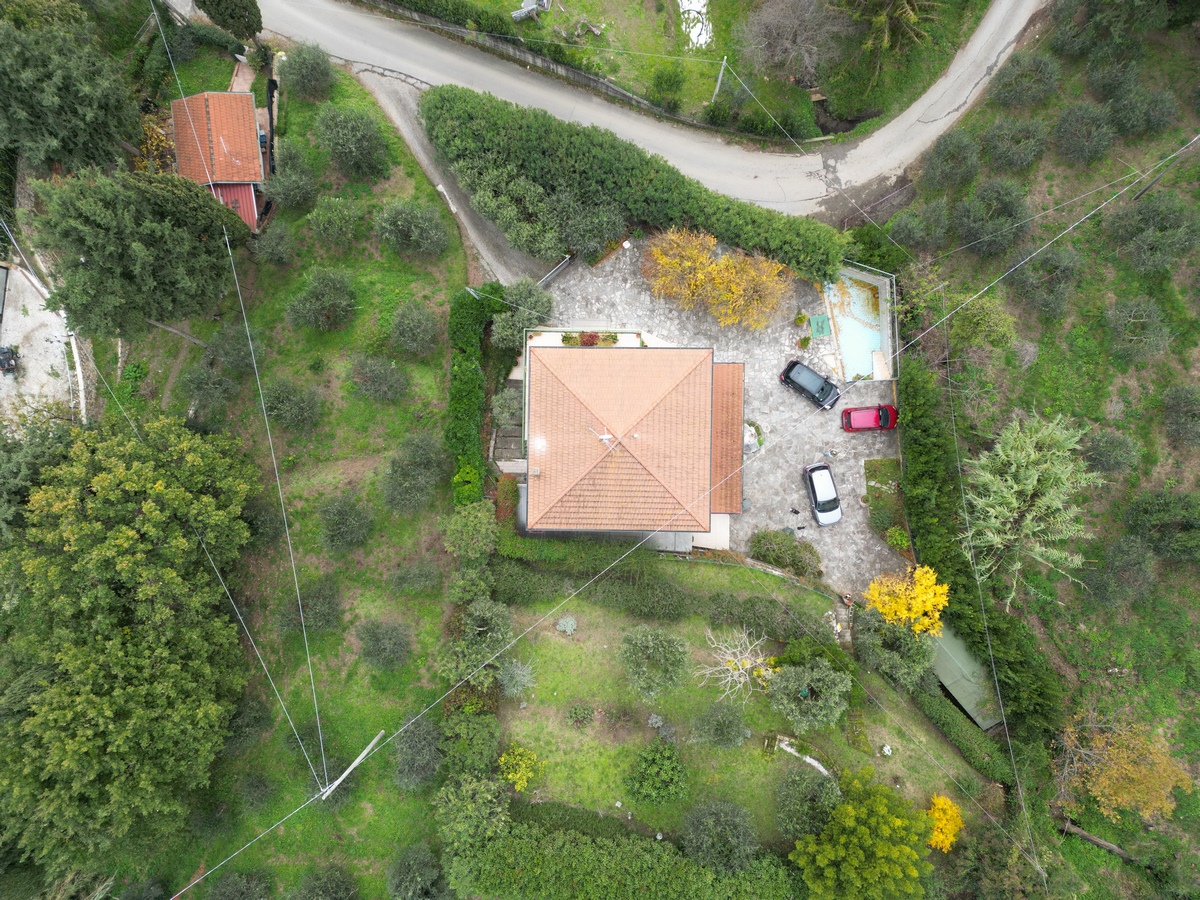 Renovated 70s House with Garden & Sea View in Bargecchia