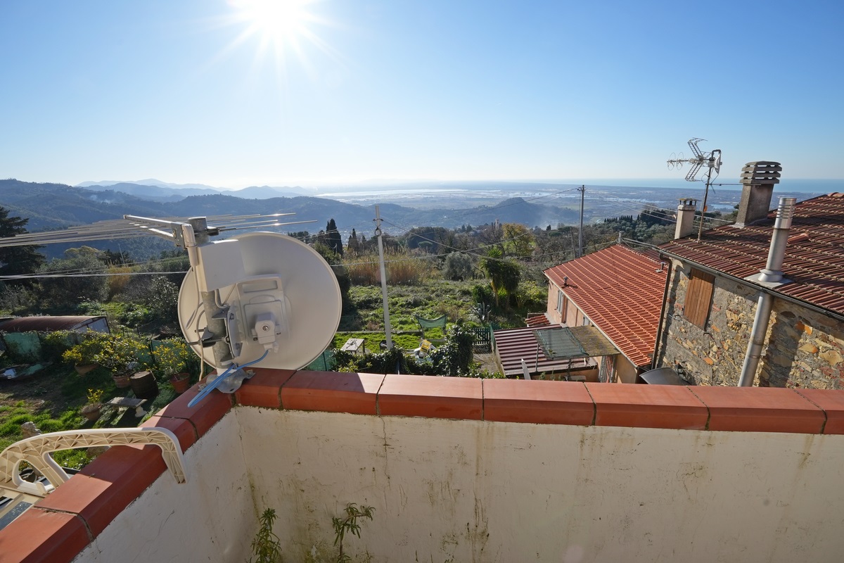Accogliente Appartamento con Vista Mare a Bargecchia, Toscana