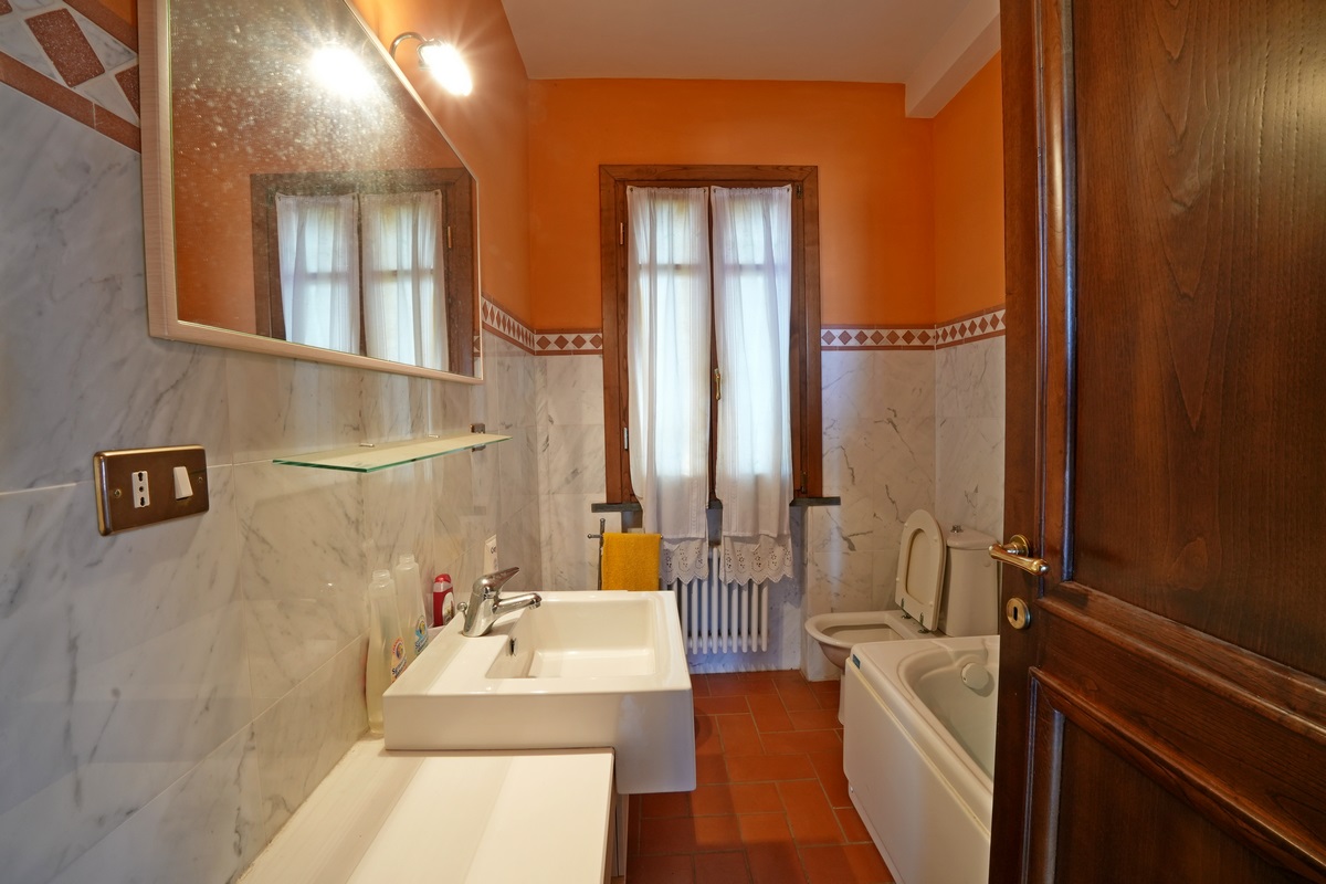 Charming Hillside Home with Sea Views Near San Carlo Therme
