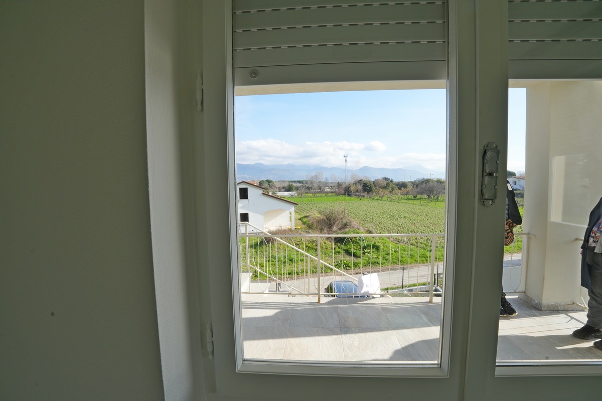 Appartamento in casa con due unita a Ameglia - Sarzana