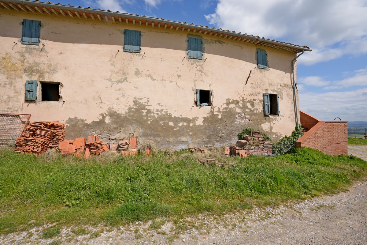 Crete Senesi grande fattoria
