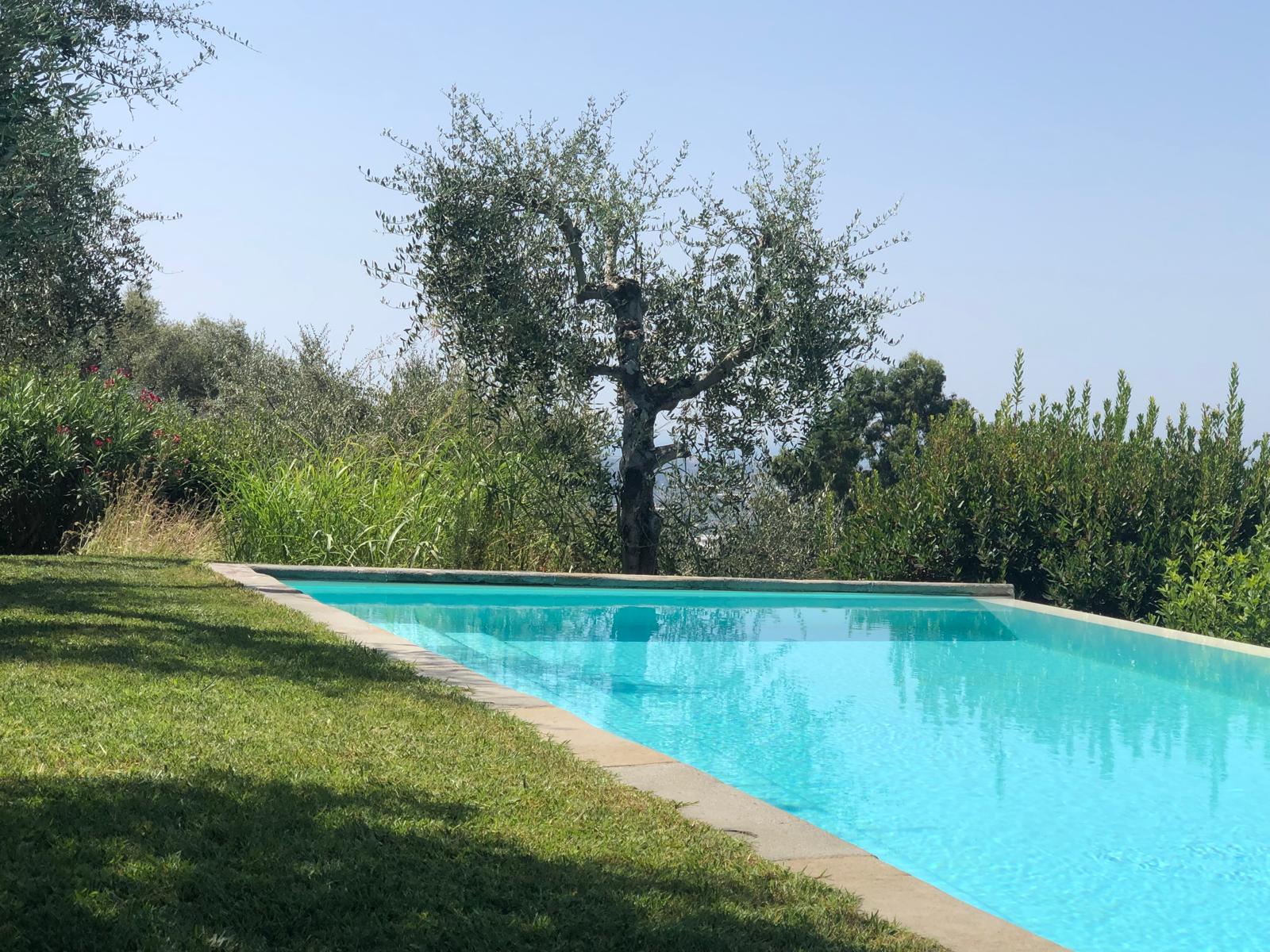 Casa con vista mare vicino Camaiore