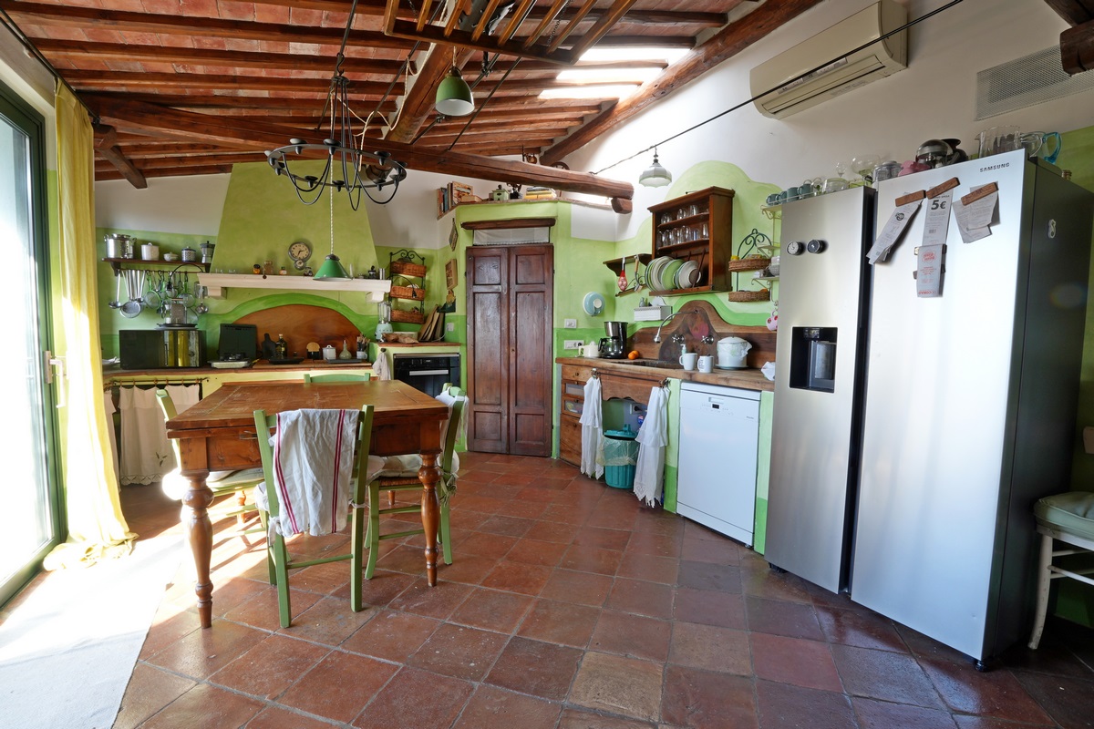 Casa con vista mare vicino Camaiore