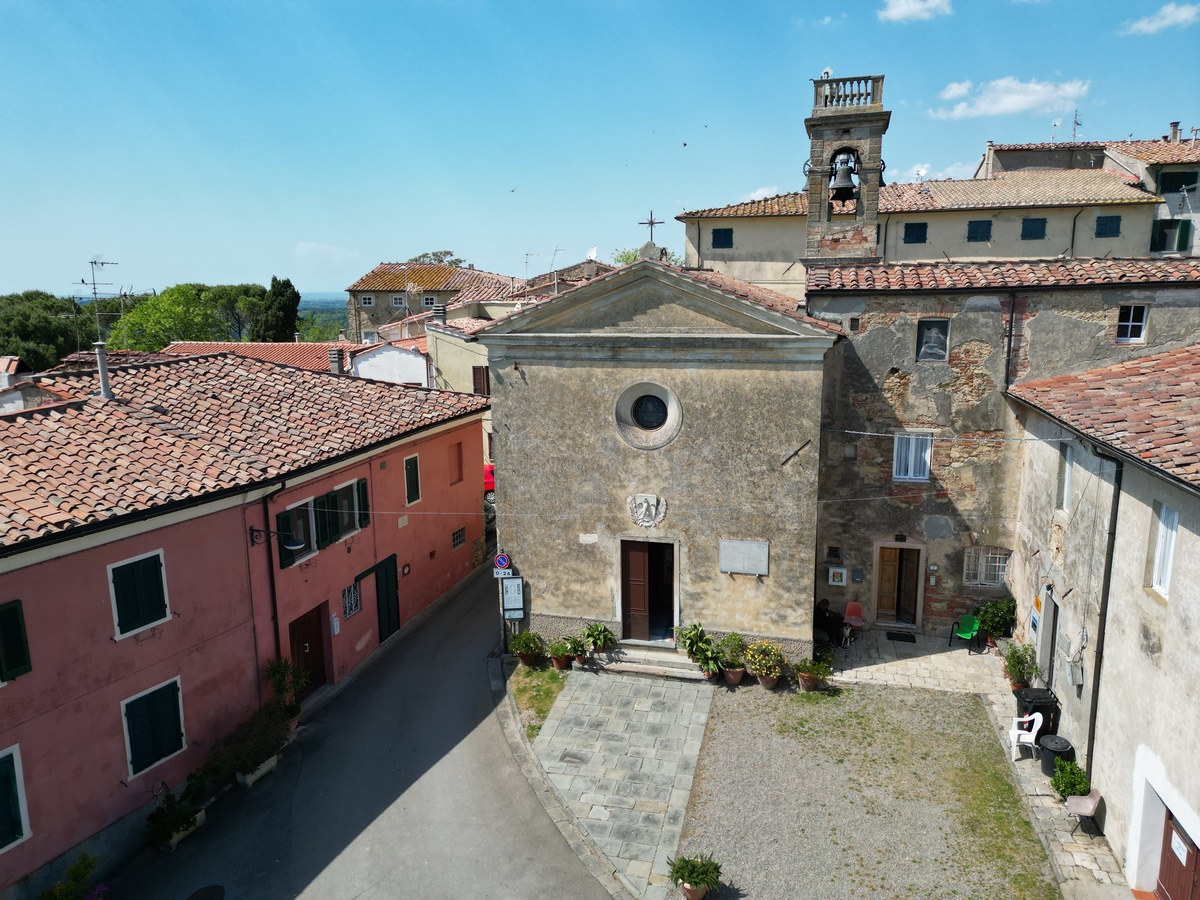 Vesnické stavení s potenciálem u Casciany Terme