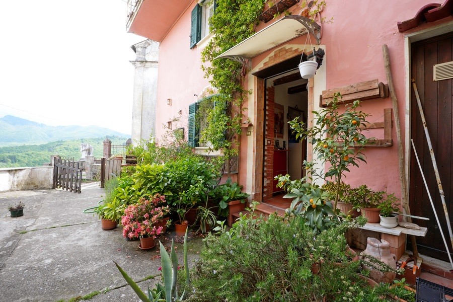 Casa economica in Toscana