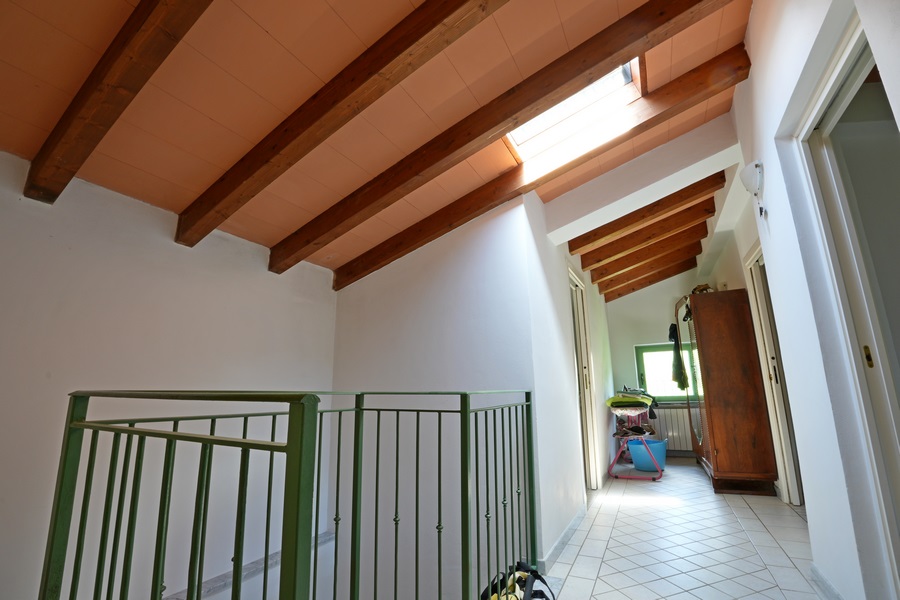 Casa grande con vista mare a Montignoso