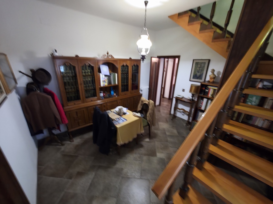 Landhaus mit Pool bei Gabbro
