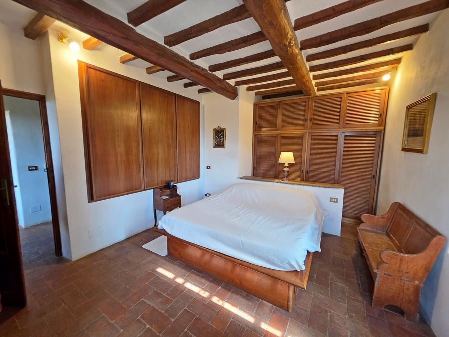 Casale con vista mare a Camaiore