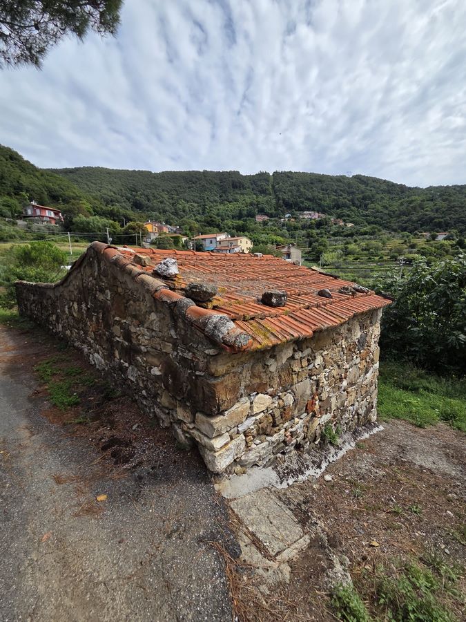Renoviertes Steinhaus bei Fosdinovo