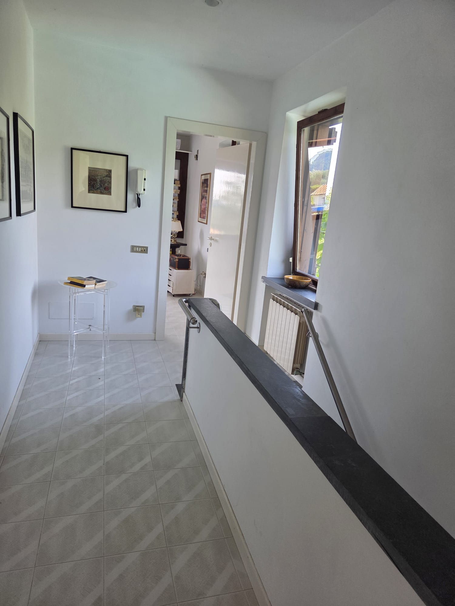 Esclusiva Villa Toscana con Vista Mare Panoramica e Uliveto in Versilia