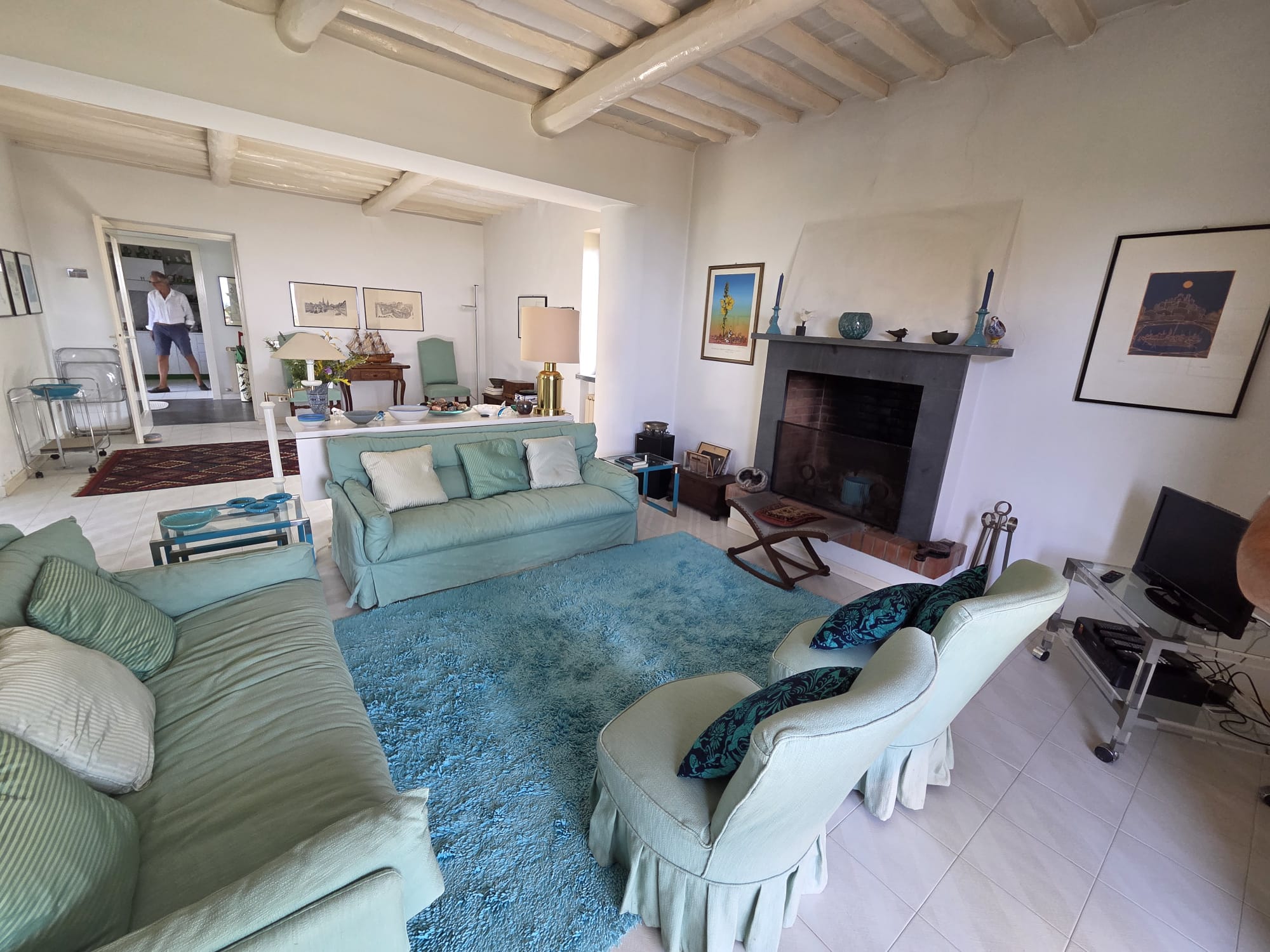Esclusiva Villa Toscana con Vista Mare Panoramica e Uliveto in Versilia