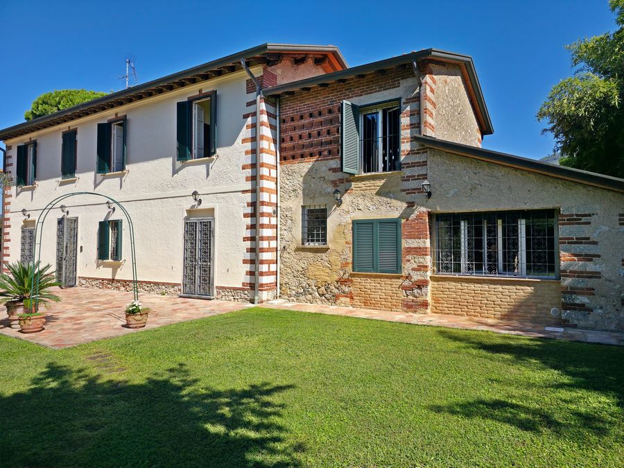 Perfekt renoviertes Landhaus bei Pietrasanta