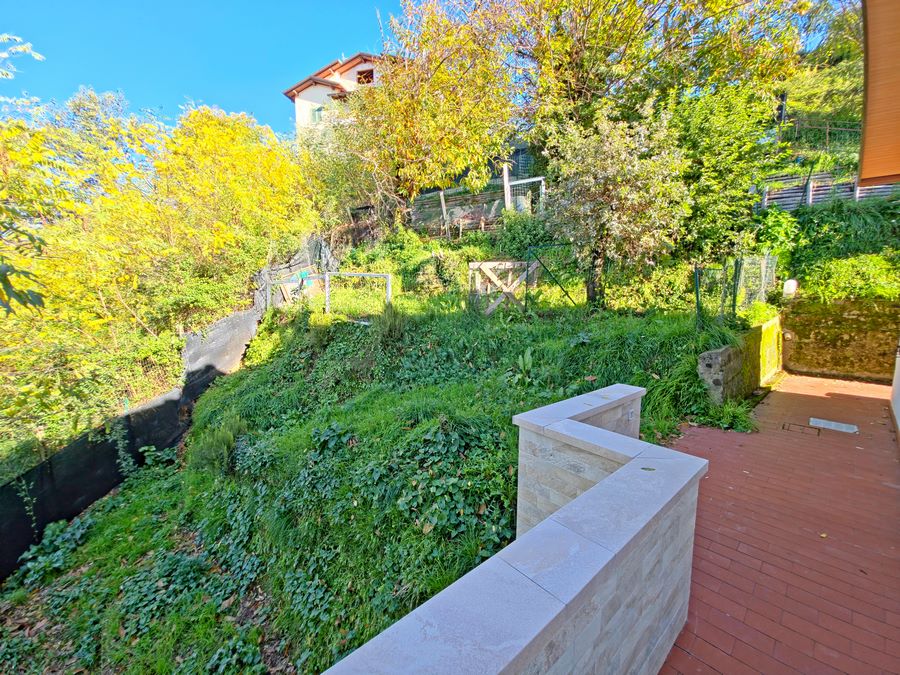 Casa con vista mare e giardino a Montigiano - Massarosa