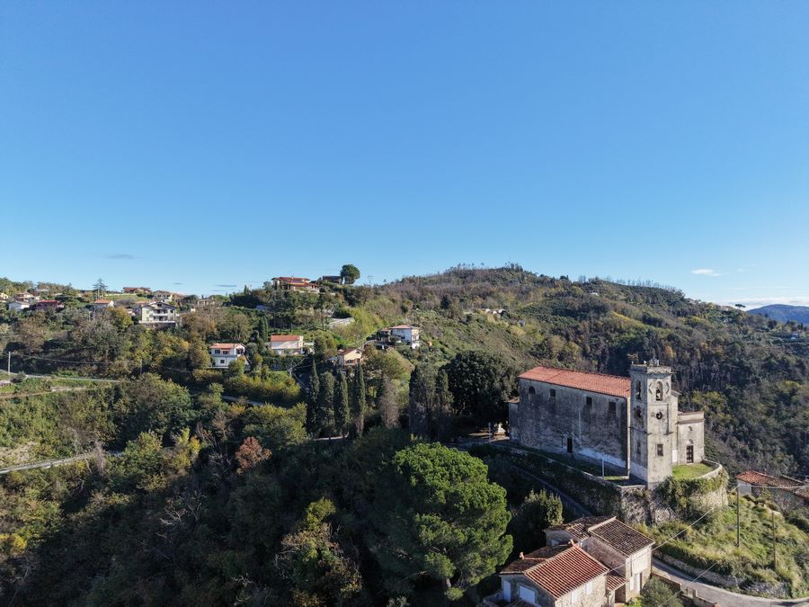 Casa con vista mare e giardino a Montigiano - Massarosa