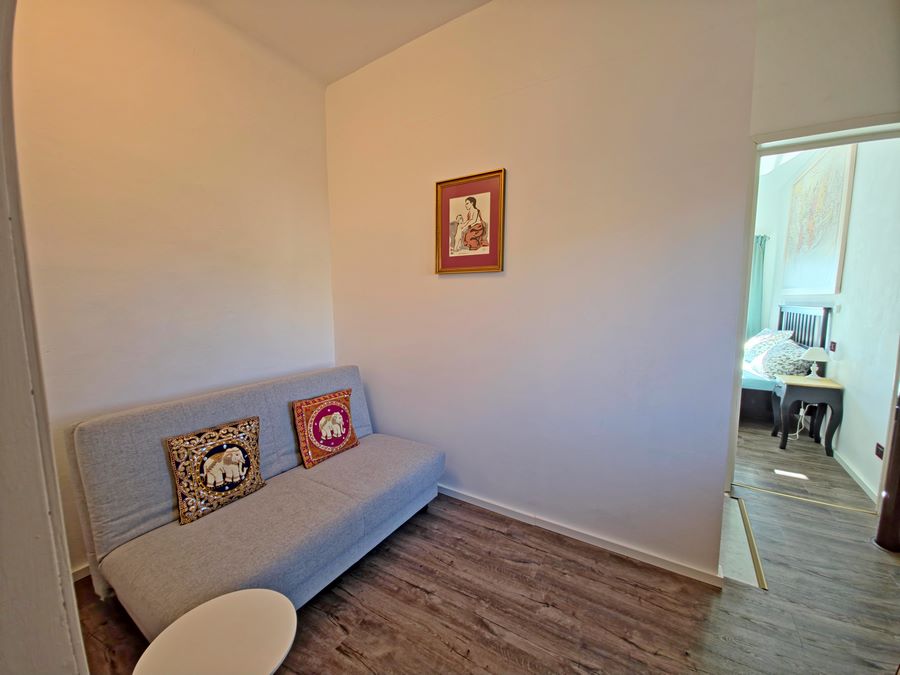 Rustikales Mittelhaus mit Meerblick und Garten