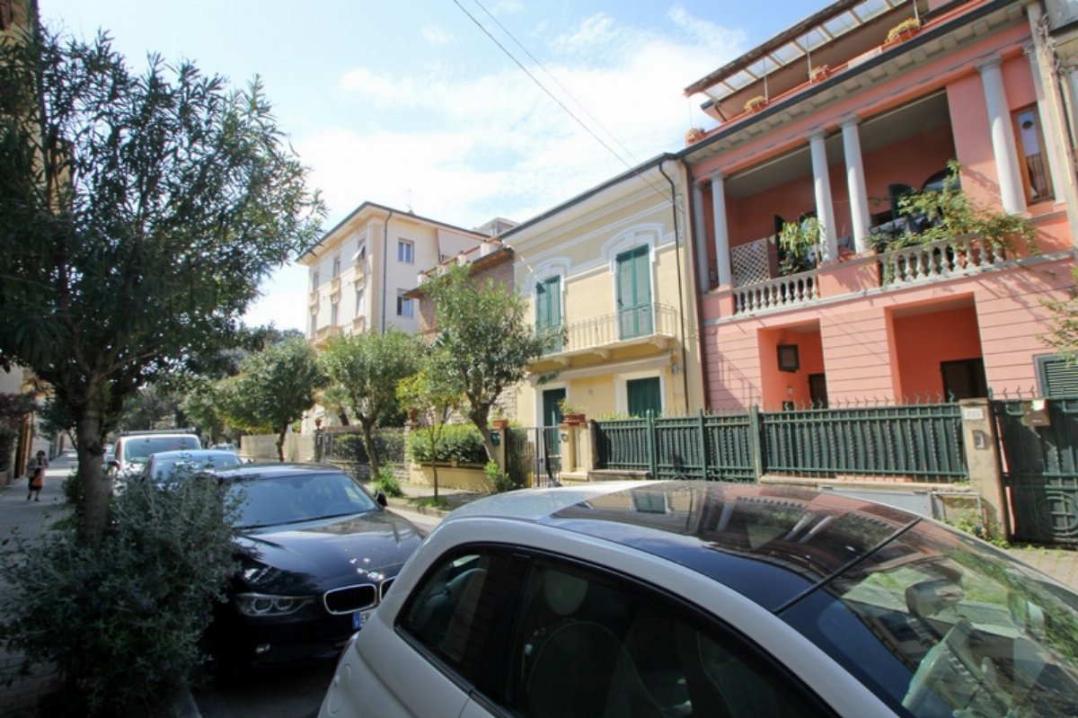 Renovierte Wohnung 200m vom Meer in Viareggio