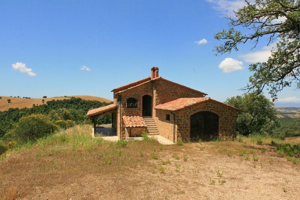 Neues Steinhaus mit Großem Grundstück & Panoramablick – Scansano, Toskana