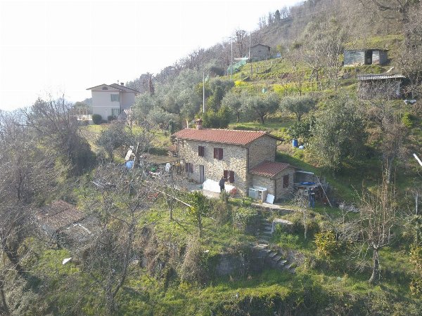 Rustic Stone House in Giustagnana – Sea View & Garden