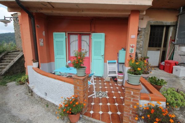 Casa Rustica a Fosdinovo – Opzione di Acquisto con Casa N. 177