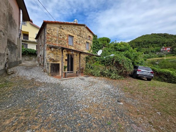 Rustico ristrutturato vicino Fosdinovo